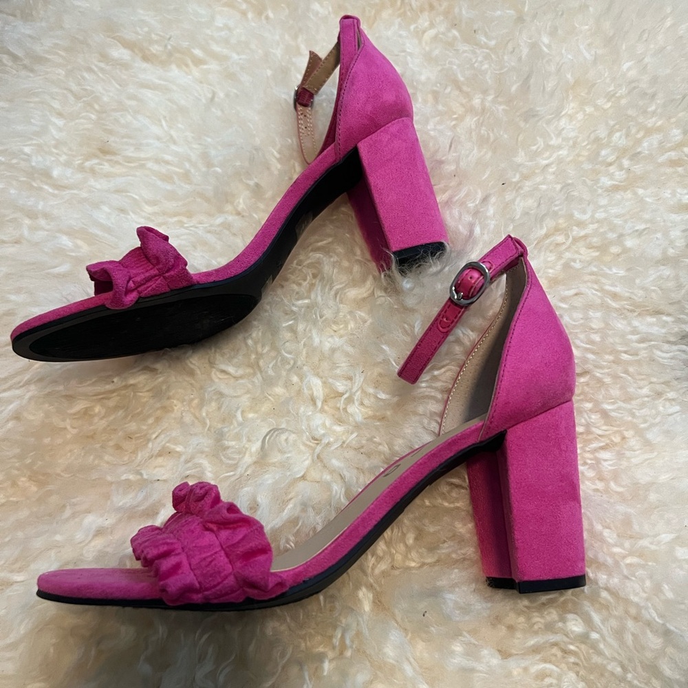 Elegant Pink Block Heel Sandals